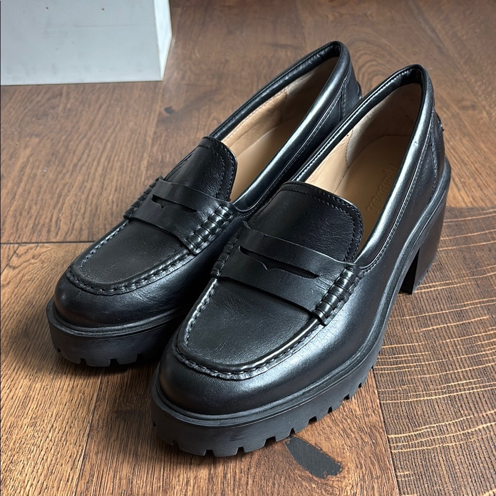 Madewell Leander Lugsole Loafer in True Black (worn once)